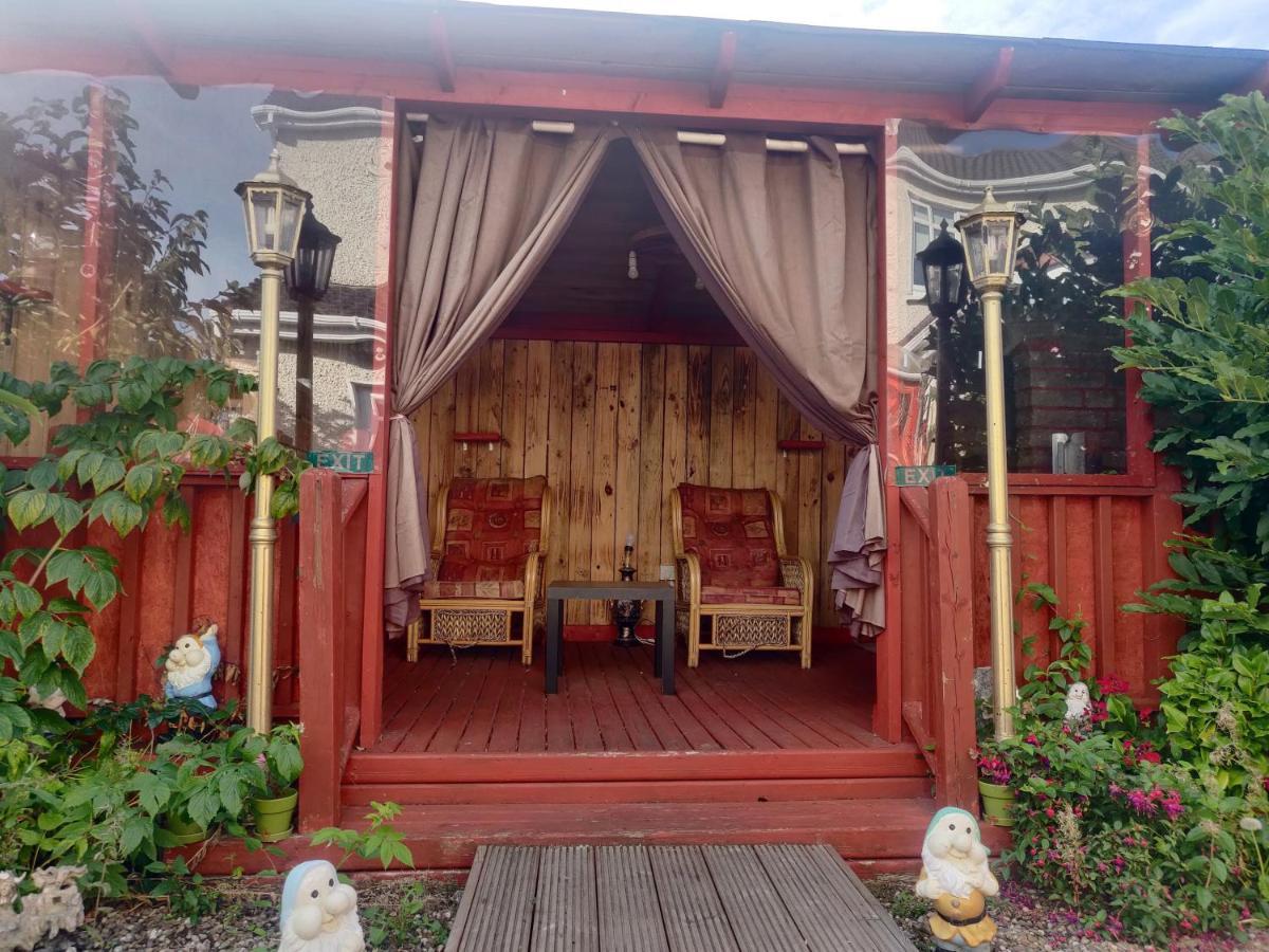 Private Room In Дублін Екстер'єр фото