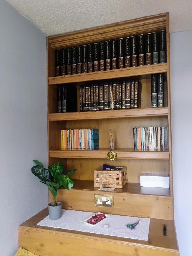 Private Room In Дублін Екстер'єр фото
